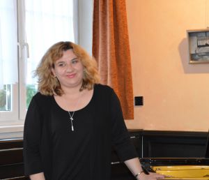 1336th  Liszt Evening. Oborniki Slaskie, Parlour of Four Muses, 24.05.2019 r. Sofya Gulyak - piano, Juliusz Adamowski - commentary. Photo by Waldemar Marzec.